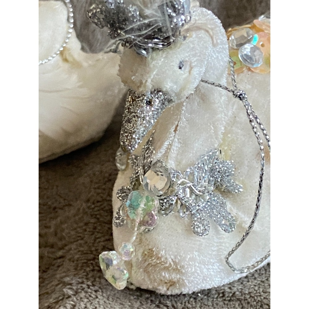 Vtg KATHERINE'S COLLECTION ~Pair of Velvet Feather Sequin Glitter Swan Ornaments - Picture 8 of 15